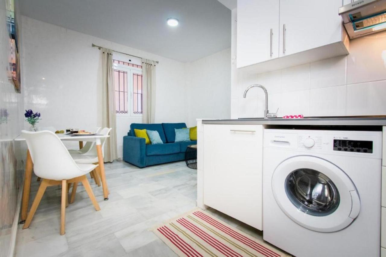 Holidays2Malaga Eduardo Ocon Ground Floor Renovated Apartment In The City Center Eksteriør bilde